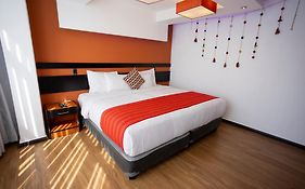 Hotel Kuska Home Mariscal